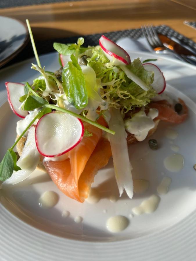The Beresford Arms Hotel Морпет Екстериор снимка